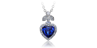 Serce Oceanu: łańcuszek z zawieszką z kryształami, platerowany srebrem, zapakowany w woreczek. 