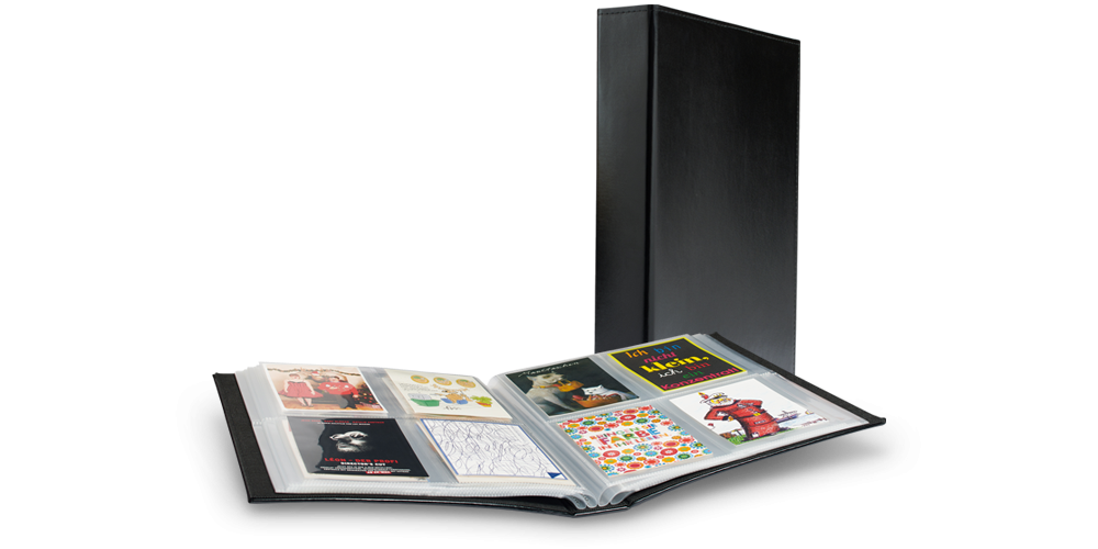 Klaser do przechowywania pocztówek.