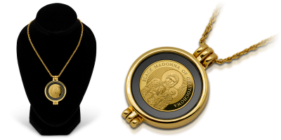 Czarna Madonna - złota moneta w eleganckiej zawieszce