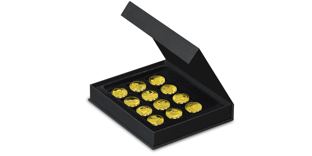 pudełko przeznaczone do ekspozycji medali papieskich